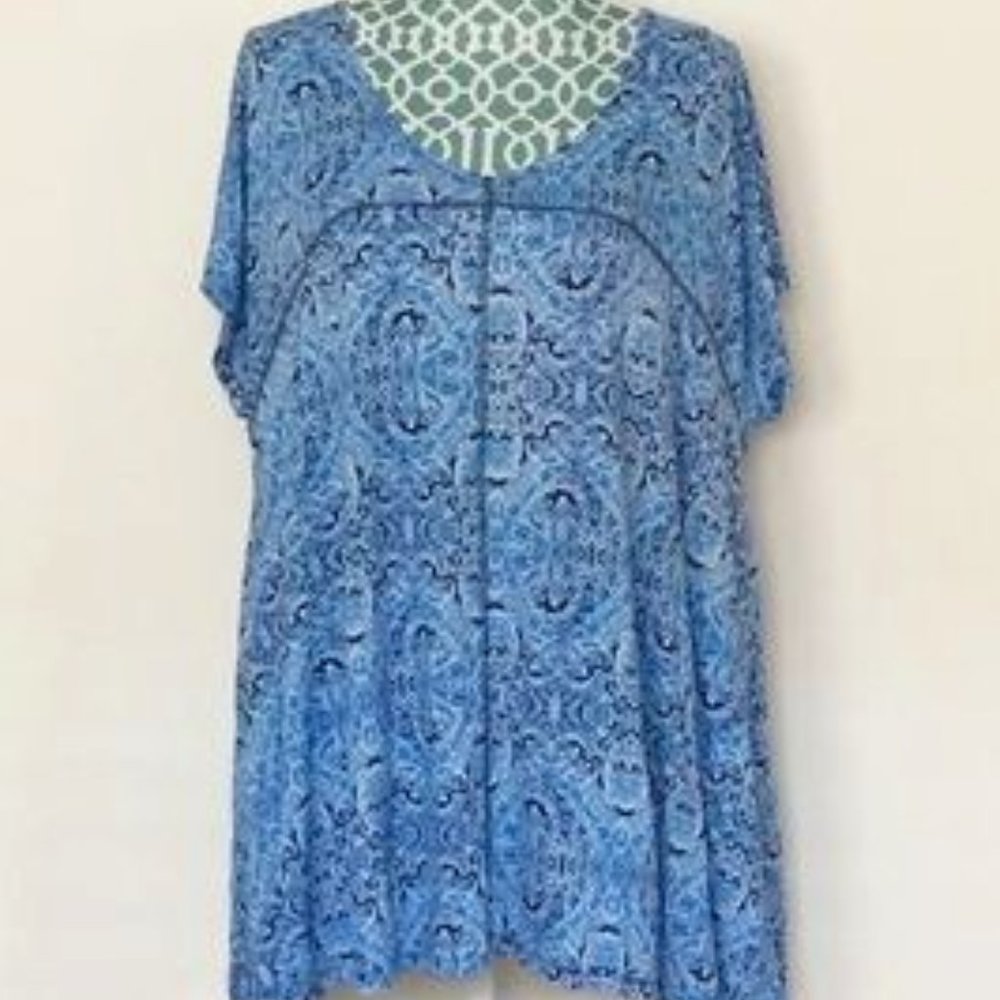 Kenar Blue White Print Tunic V Neck Top Size 1X "Mint Condition"